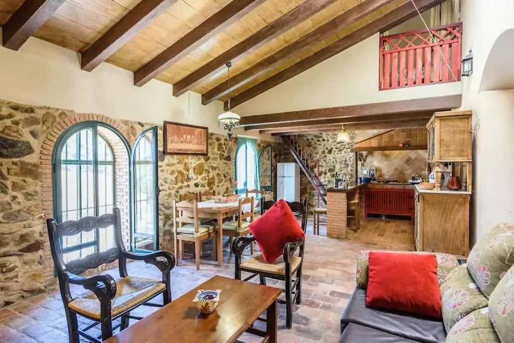Villa Casa Cortijo En Dehesa Sierra Leon La Puebla de los Infantes Сasa de vacaciones